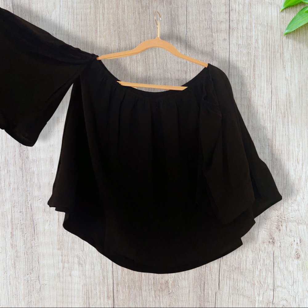 Cute flowy sleeve off the shoulder top